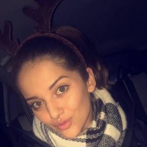 Meet your Posher, Madeline